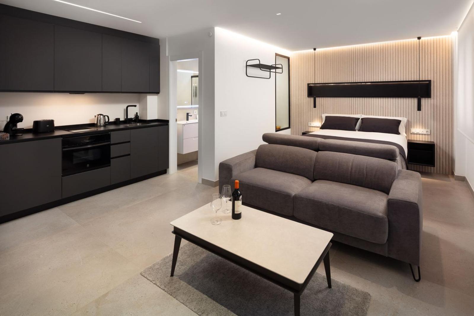 Biznaga Suites Малага Экстерьер фото